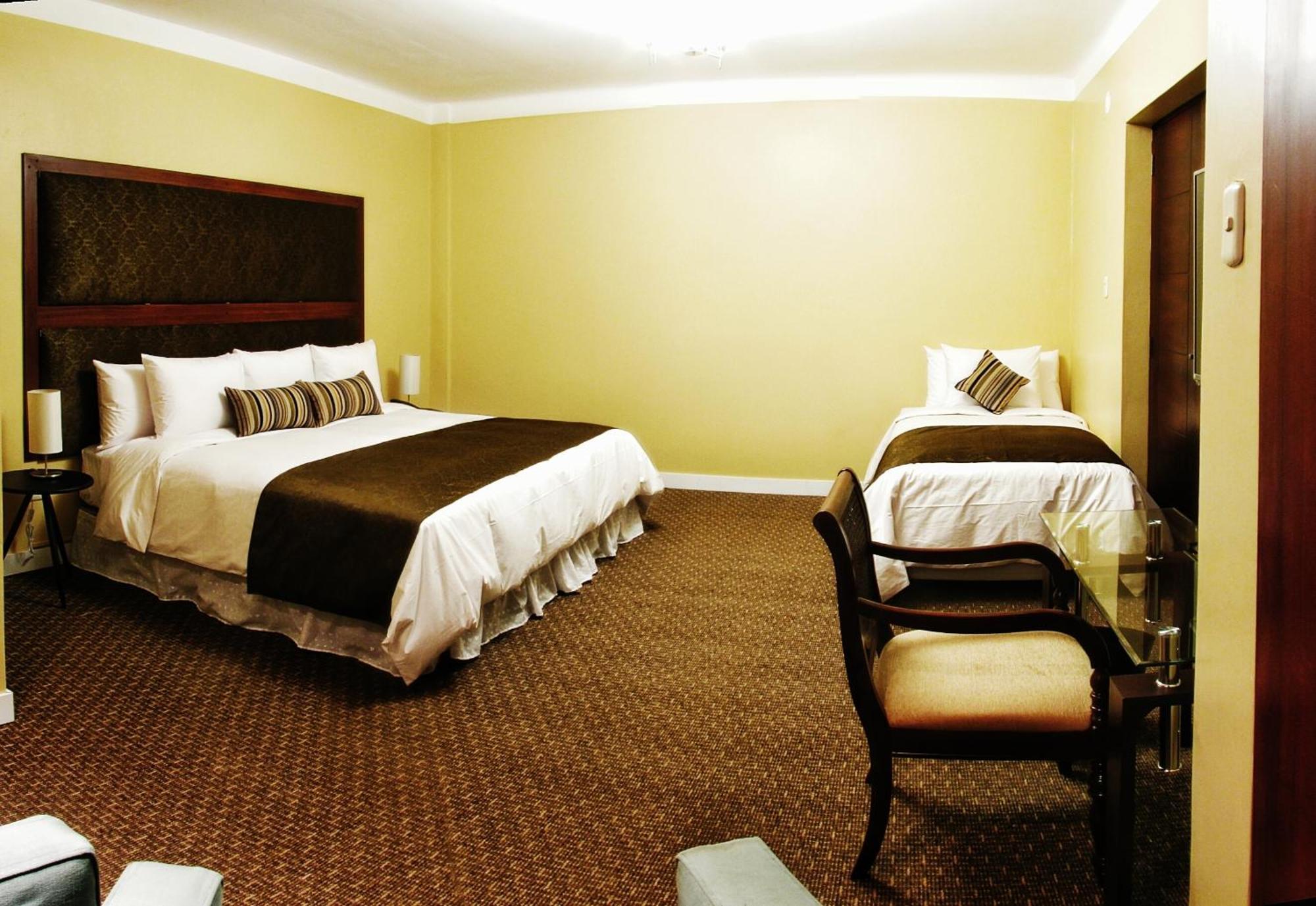 Los Leones Hotel Boutique Yanahuara Oda fotoğraf